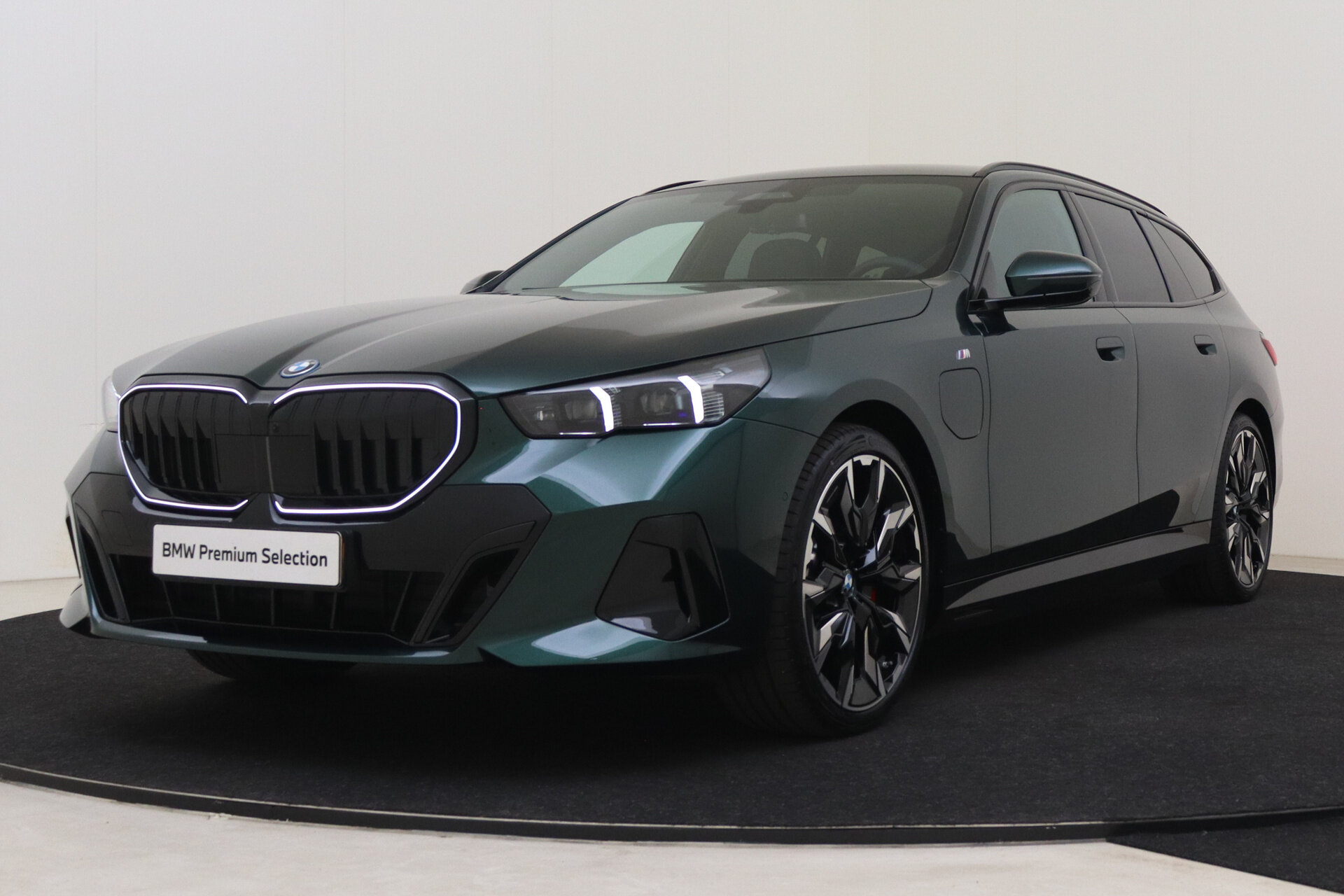 BMW 5 Serie Touring 530e M Sport Automaat