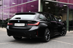 BMW 3 Serie Touring 330e xDrive M Sport Automaat - Afbeelding 2