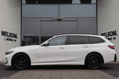BMW 3 Serie Touring 330e High Executive M Sport Automaat - Afbeelding 3