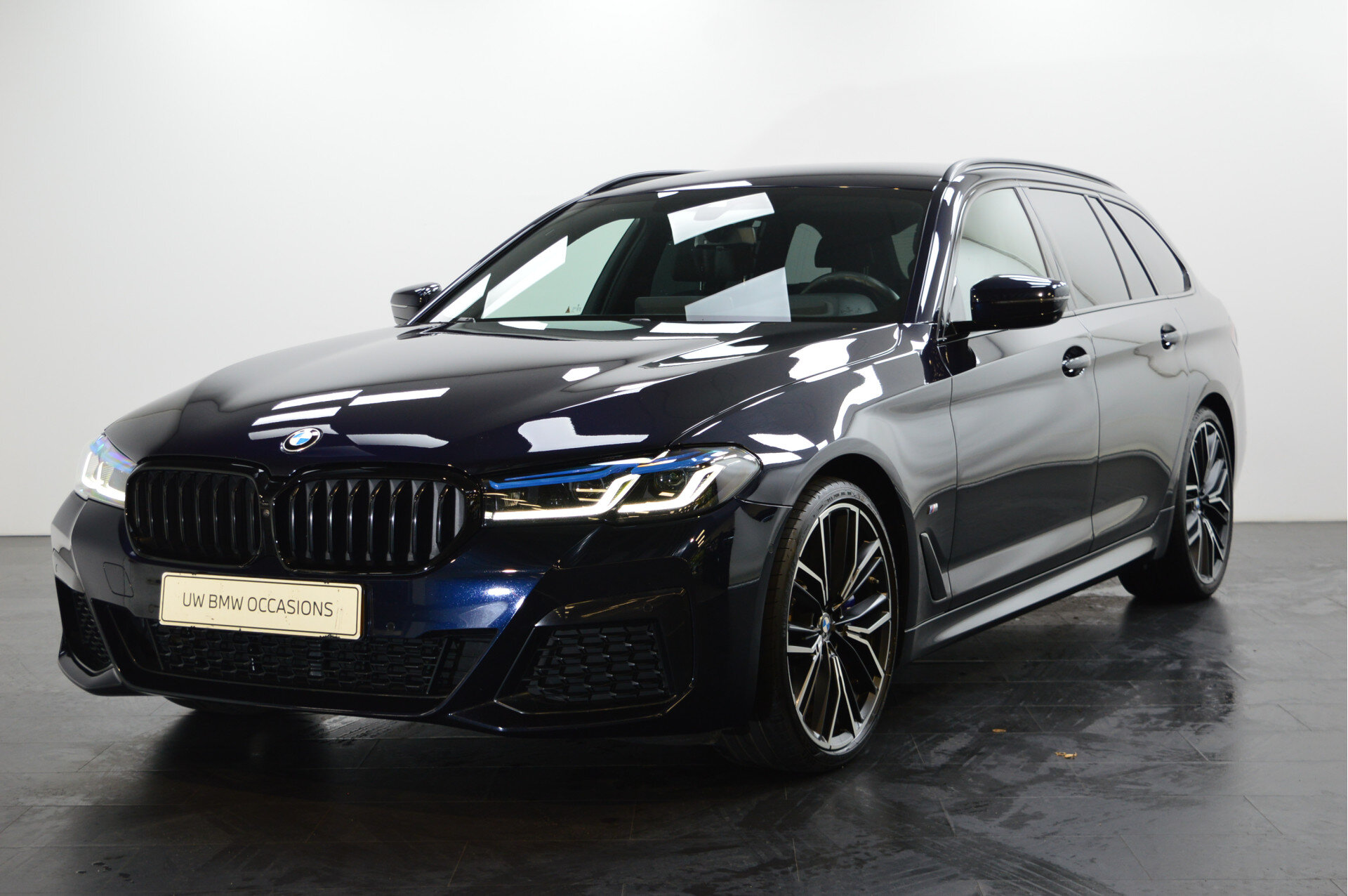 BMW 5 Serie Touring 540i xDrive High Executive M Sport Automaat