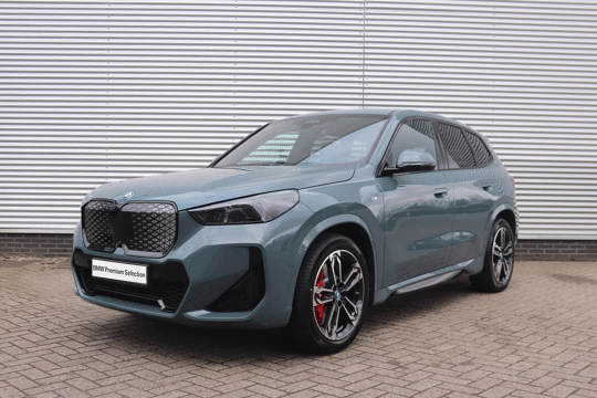BMW iX1 eDrive20 High Executive M Sport