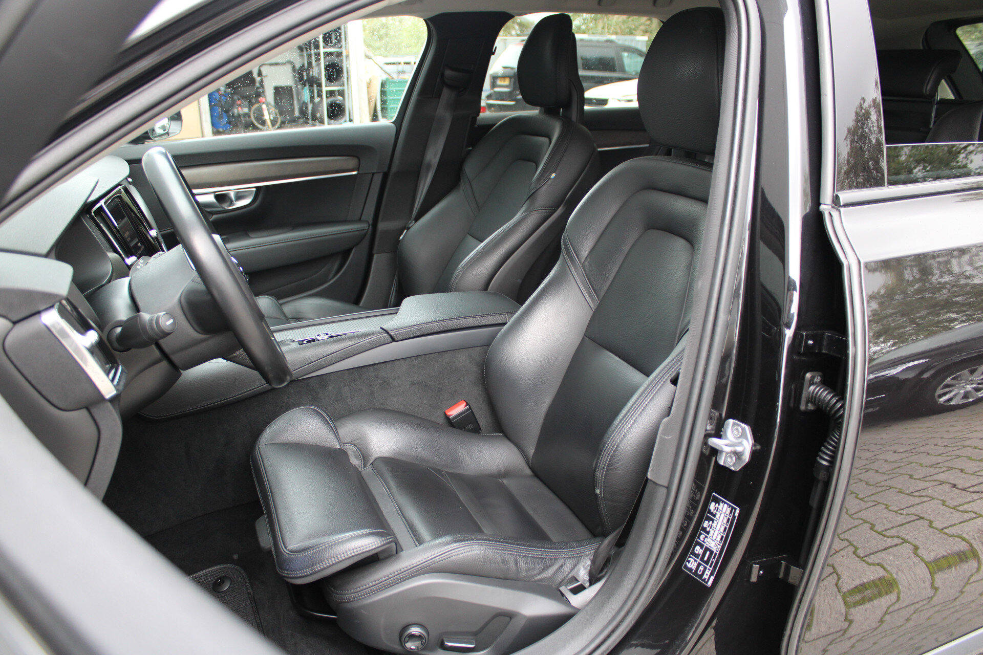 Volvo V90 Cross Country T5 AWD 90th Anniversary Edition - Afbeelding 4