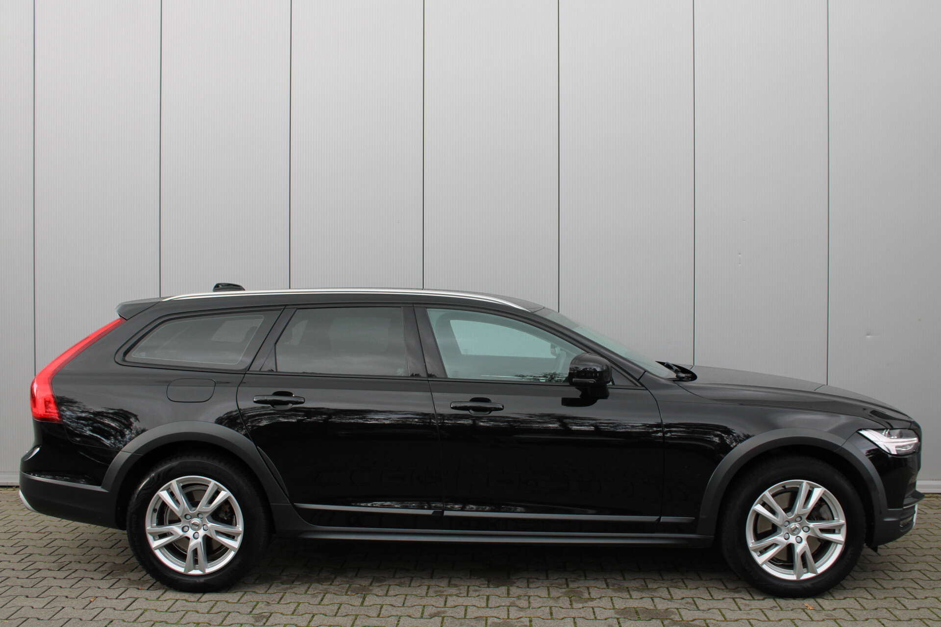 Volvo V90 Cross Country T5 AWD 90th Anniversary Edition - Afbeelding 5