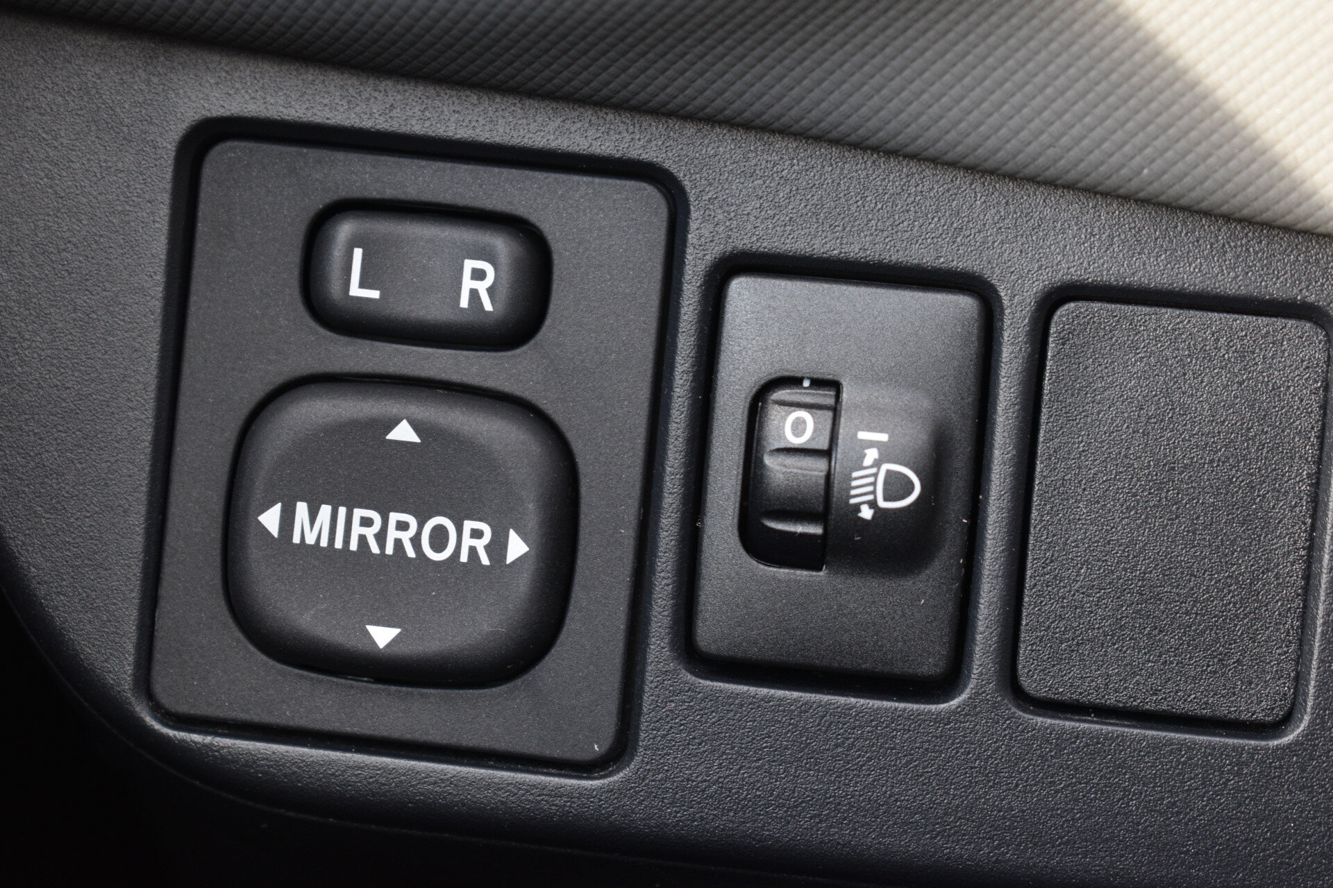 Toyota Yaris 1.5 Hybrid Dynamic Automaat 100pk - Afbeelding 3