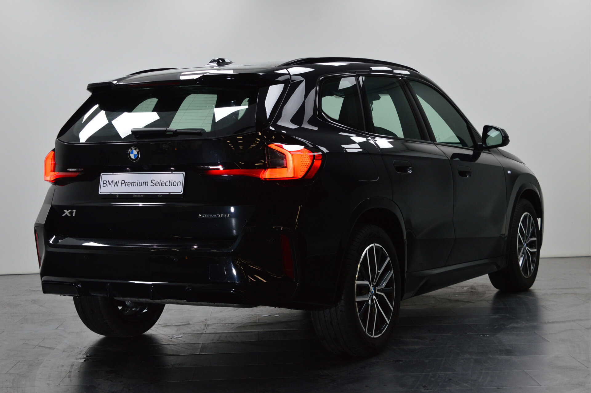 BMW X1 sDrive18i M Sport Automaat - Afbeelding 3