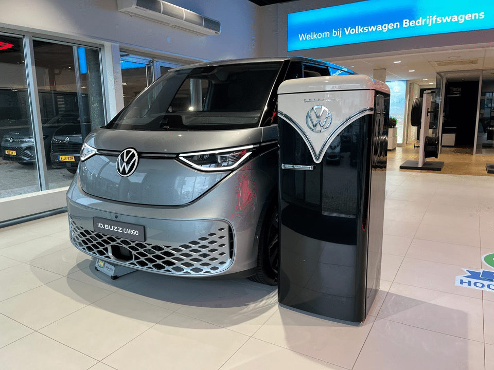 VW Bedrijfswagens ID. Buzz Cargo Anniversary Edition 4M 340 pk 250 kW elektromotor - Afbeelding 1