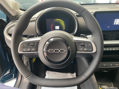 Fiat 600 HYBRID 136 PK * CAMERA * KEYLESS * ANDROID AUTO / CARPLAY * SENSOREN V + A* - Afbeelding 5
