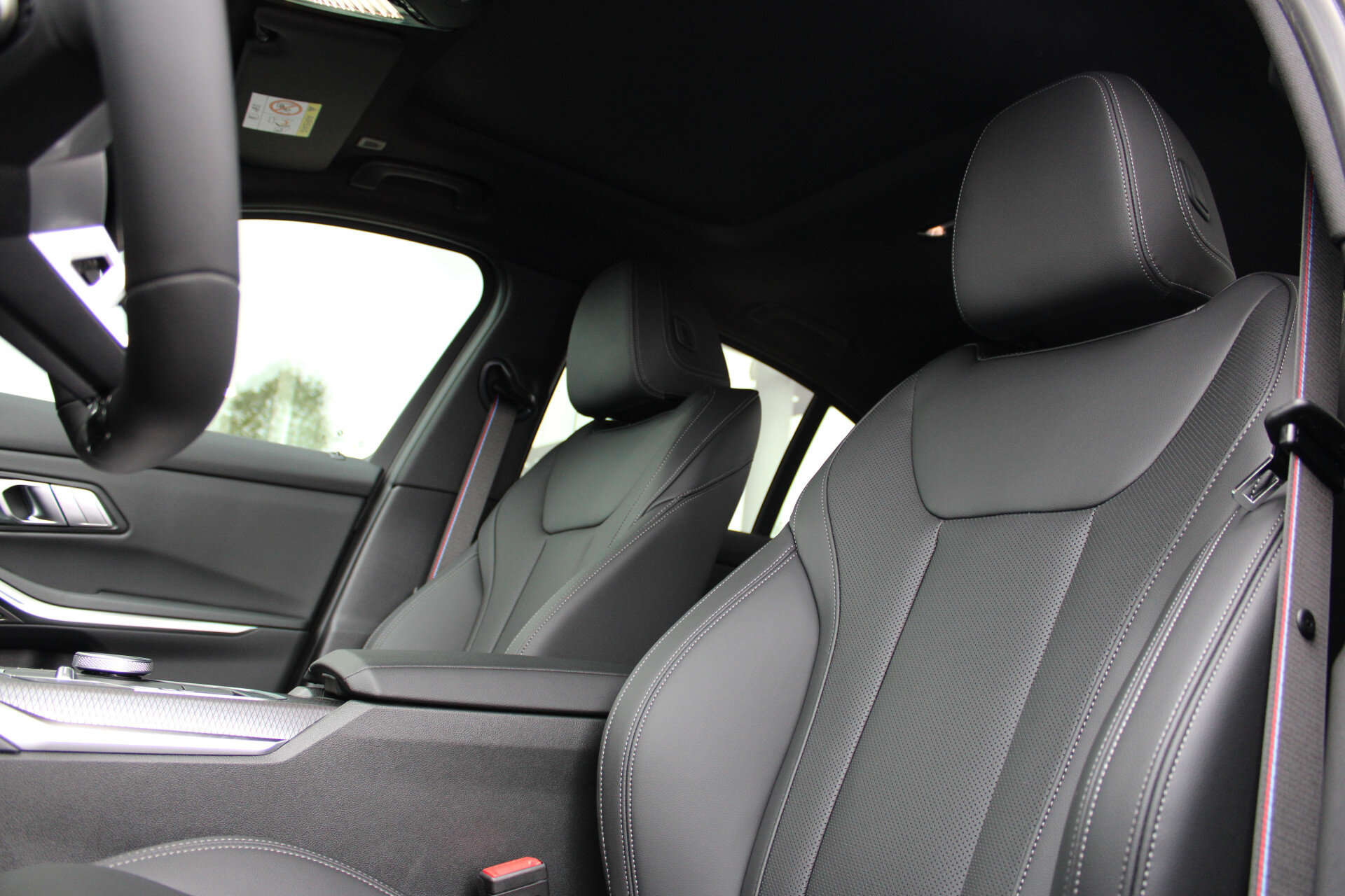 BMW 3 Serie 330e High Executive M Sport Automaat - Afbeelding 4