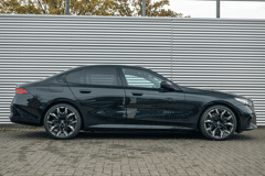 BMW 5 Serie 530e M Sport Automaat - Afbeelding 3
