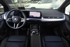 BMW 2 Serie Active Tourer 230e xDrive High Executive M Sport Automaat - Afbeelding 3