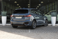 BMW 2 Serie Active Tourer 230e xDrive High Executive M Sport Automaat - Afbeelding 4