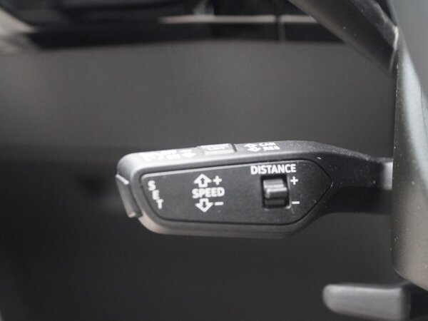 cruise control adaptief met Stop&Go cruise control adaptief met Stop&Go