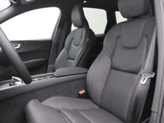 Volvo XC60 2.0 T6 Plug-in hybrid AWD Plus Black Edition 350PK Facelift, Tre - Image 5