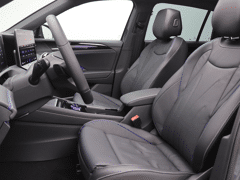 Volkswagen Tiguan 1.5 eHybrid R-Line Edition 272PK DSG Pano-Schuifdak, Lederen Bek - Image 5