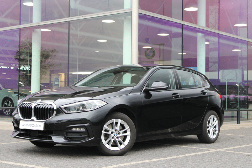 BMW 1 Serie 118i Sport Line Automaat - Afbeelding 1