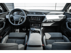 Audi Q8 e-tron 55 408pk quattro S Edition Competition 115 kWh - Afbeelding 5