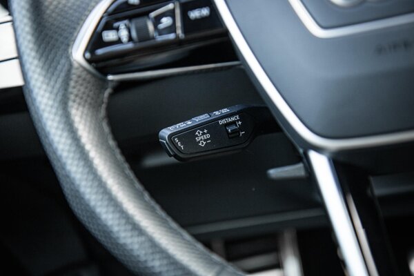 cruise control adaptief