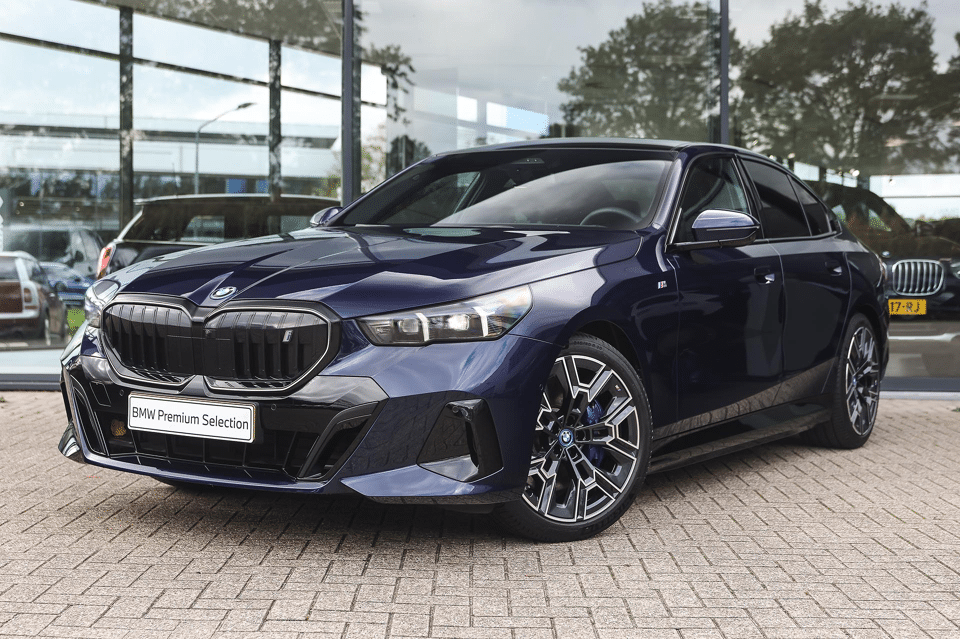 BMW i5 eDrive40 M Sport - Afbeelding 1