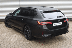 BMW 5 Serie Touring 550e xDrive M Sport Automaat - Afbeelding 2