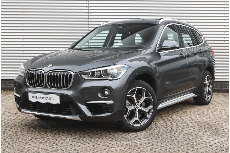 BMW X1 xDrive20i High Executive xLine Automaat - Afbeelding 1