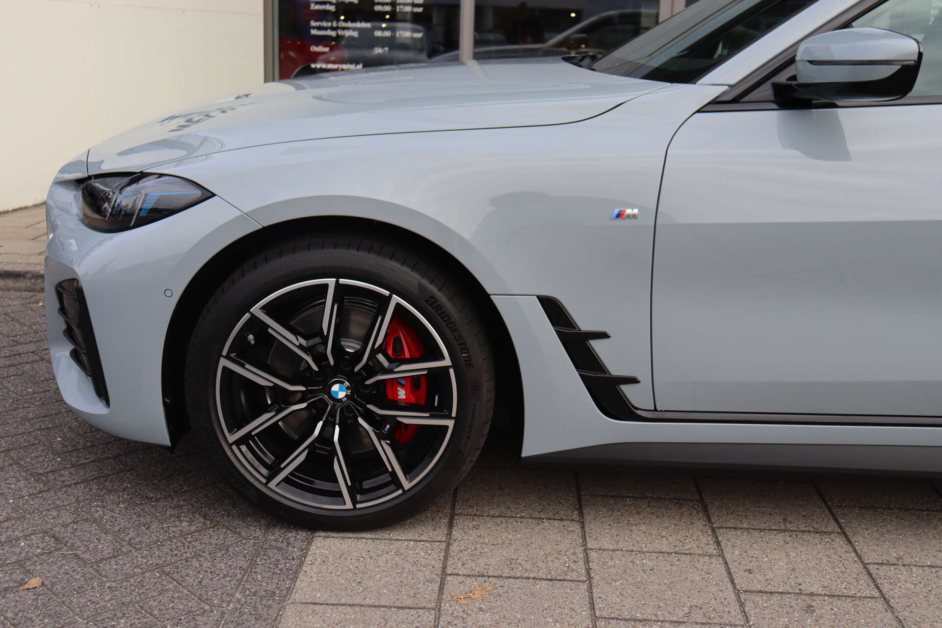 BMW i4 eDrive35 M Sport - Afbeelding 4