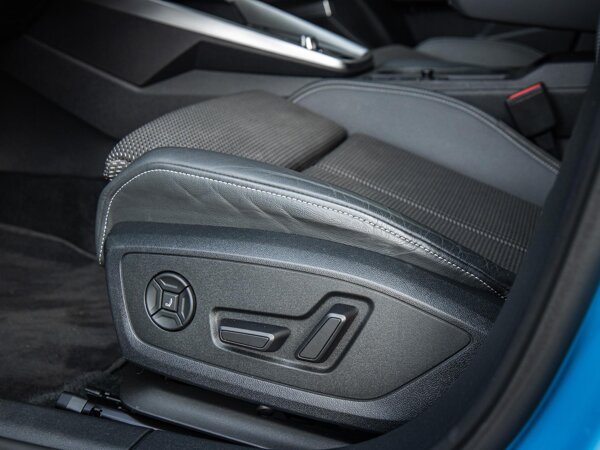 elektrisch verstelbare voorstoel(en) elektrisch verstelbare voorstoel(en)