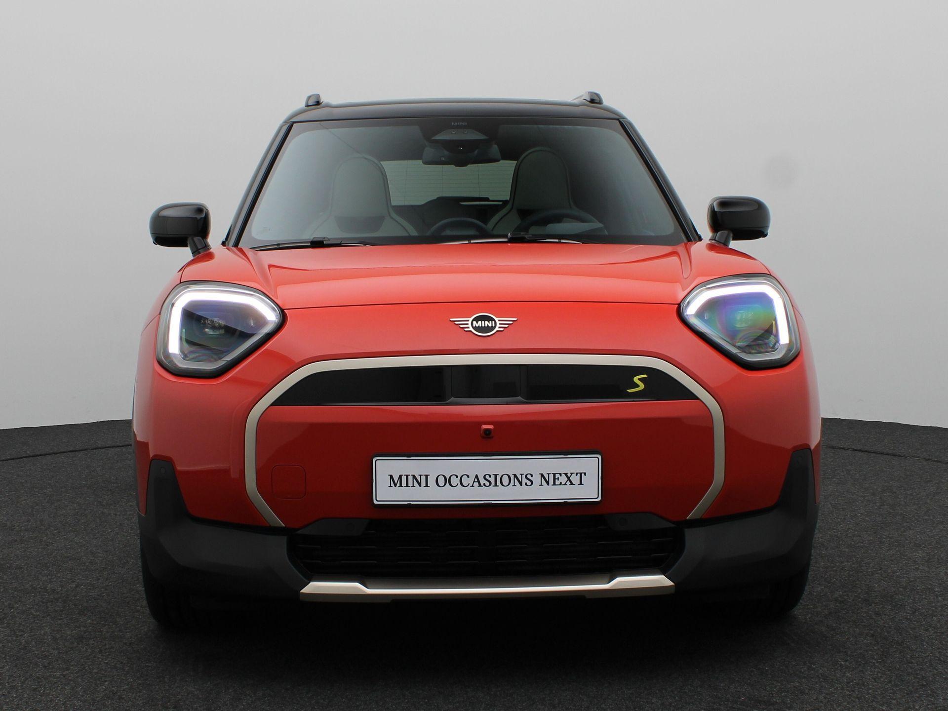 MINI Aceman SE Favoured XL 54.2 kWh - Afbeelding 3