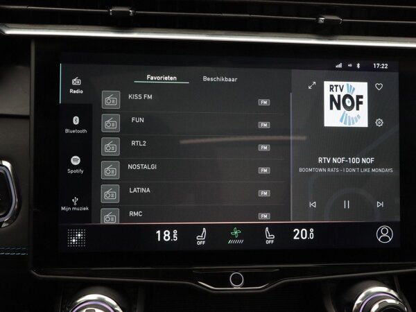 Apple Carplay/Android Auto Apple Carplay/Android Auto