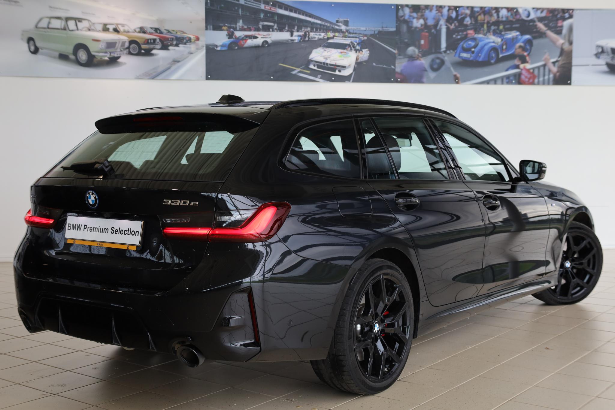 BMW 3 Serie Touring 330e xDrive - Afbeelding 2