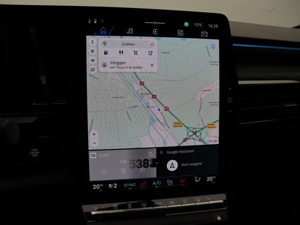 Apple Carplay/Android Auto Apple Carplay/Android Auto