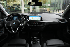 BMW 1 Serie 118i Sport Line Automaat - Afbeelding 4