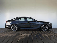BMW 5 Serie Sedan 520i - Afbeelding 4