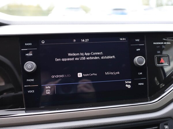 Apple Carplay/Android Auto