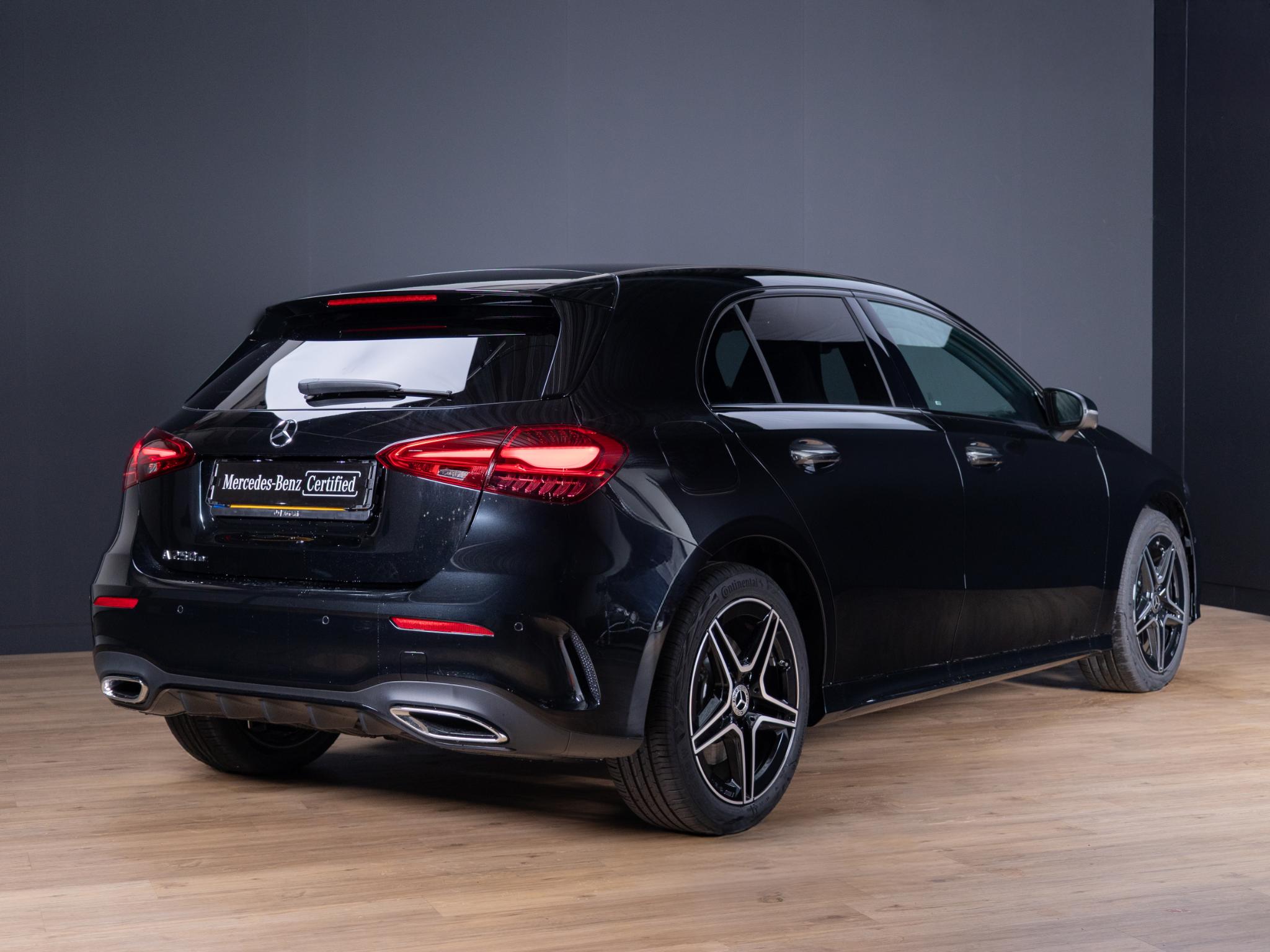 Mercedes-Benz A-Klasse Hatchback 250 e Star Edition AMG Line - Afbeelding 2