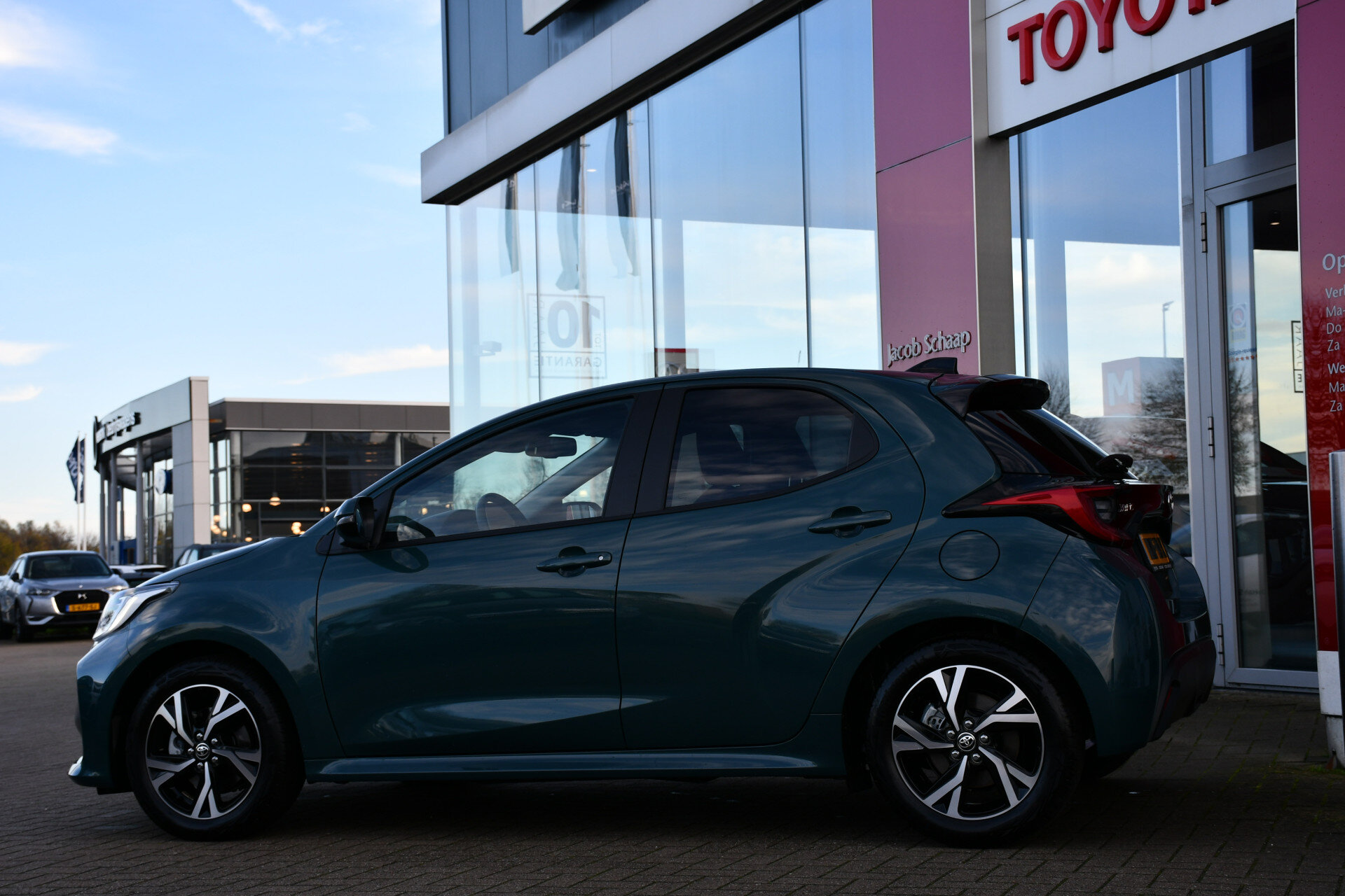 Toyota Yaris 1.5 Hybrid 115 Dynamic Automaat 116pk - Afbeelding 5