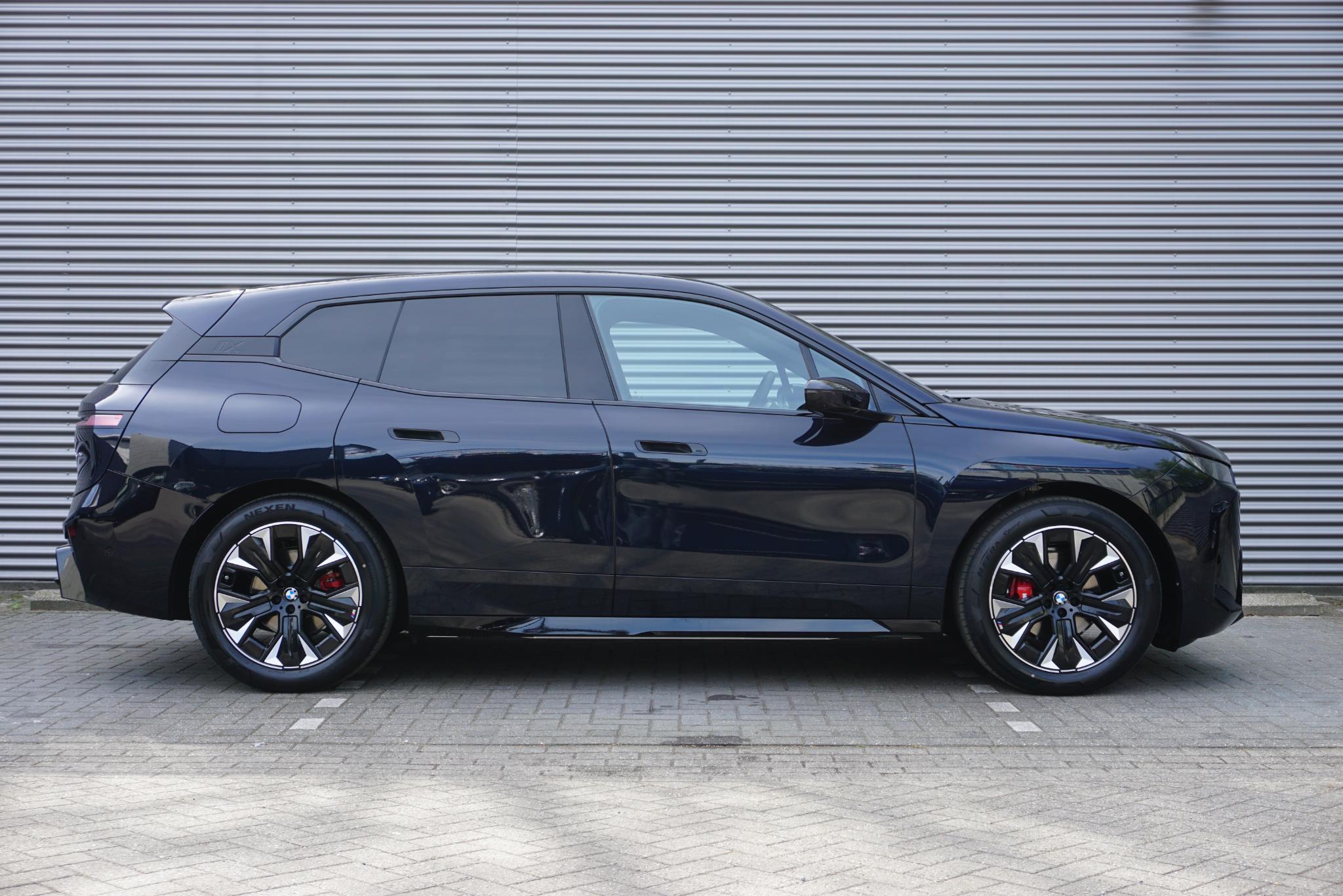 BMW iX xDrive45 - Afbeelding 4