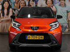 Toyota Aygo X 1.0 VVT-i MT Limited *Camera & sensoren v+a* - Afbeelding 2