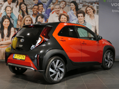 Toyota Aygo X 1.0 VVT-i MT Limited *Camera & sensoren v+a* - Afbeelding 3