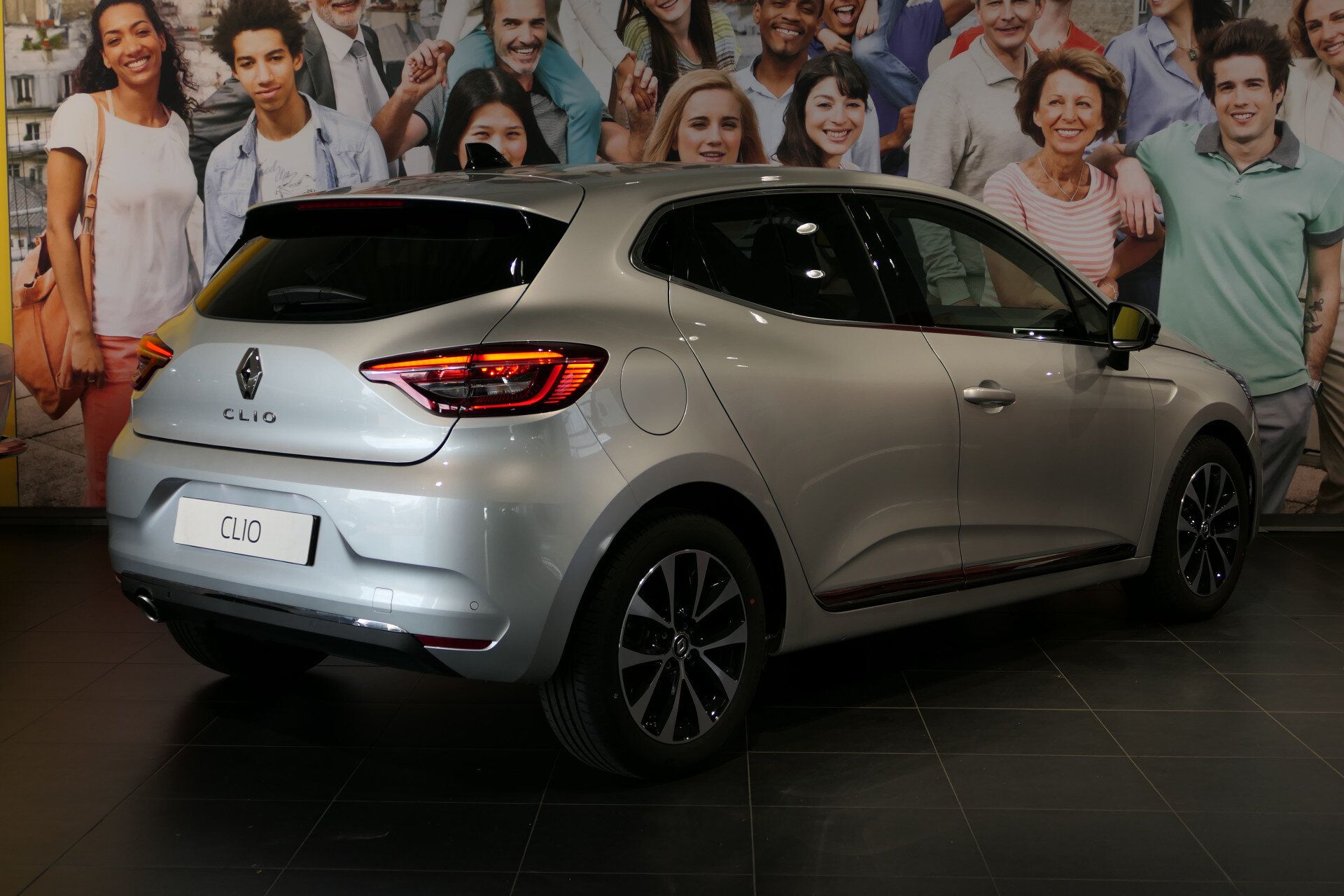 Renault Clio 1.0 TCe 90 Techno - Occasion Lease vanaf €349 p/m - - Afbeelding 3