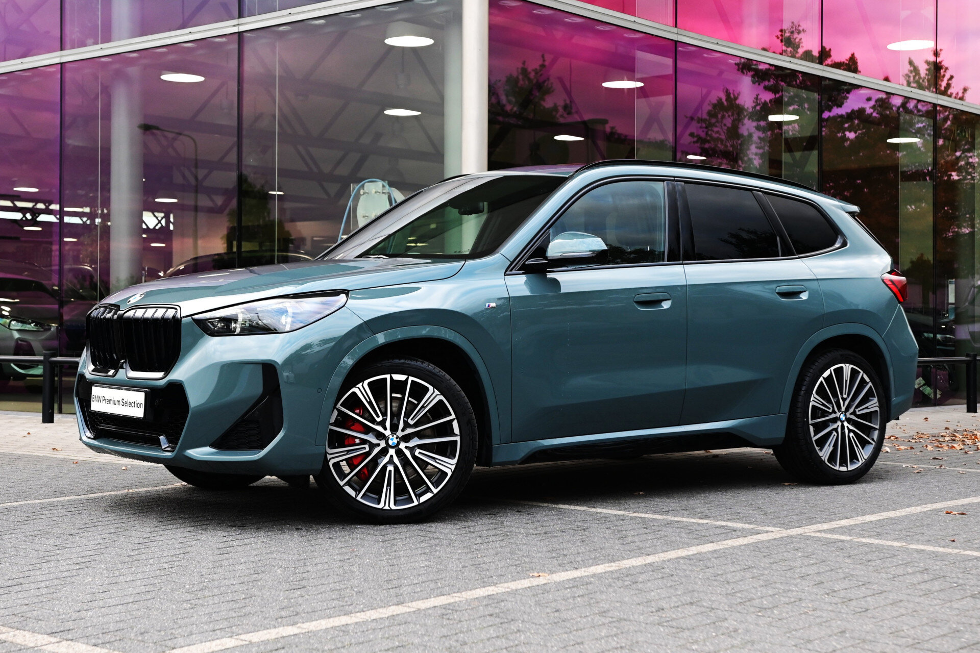 BMW X1 sDrive20i High Executive M Sport Automaat