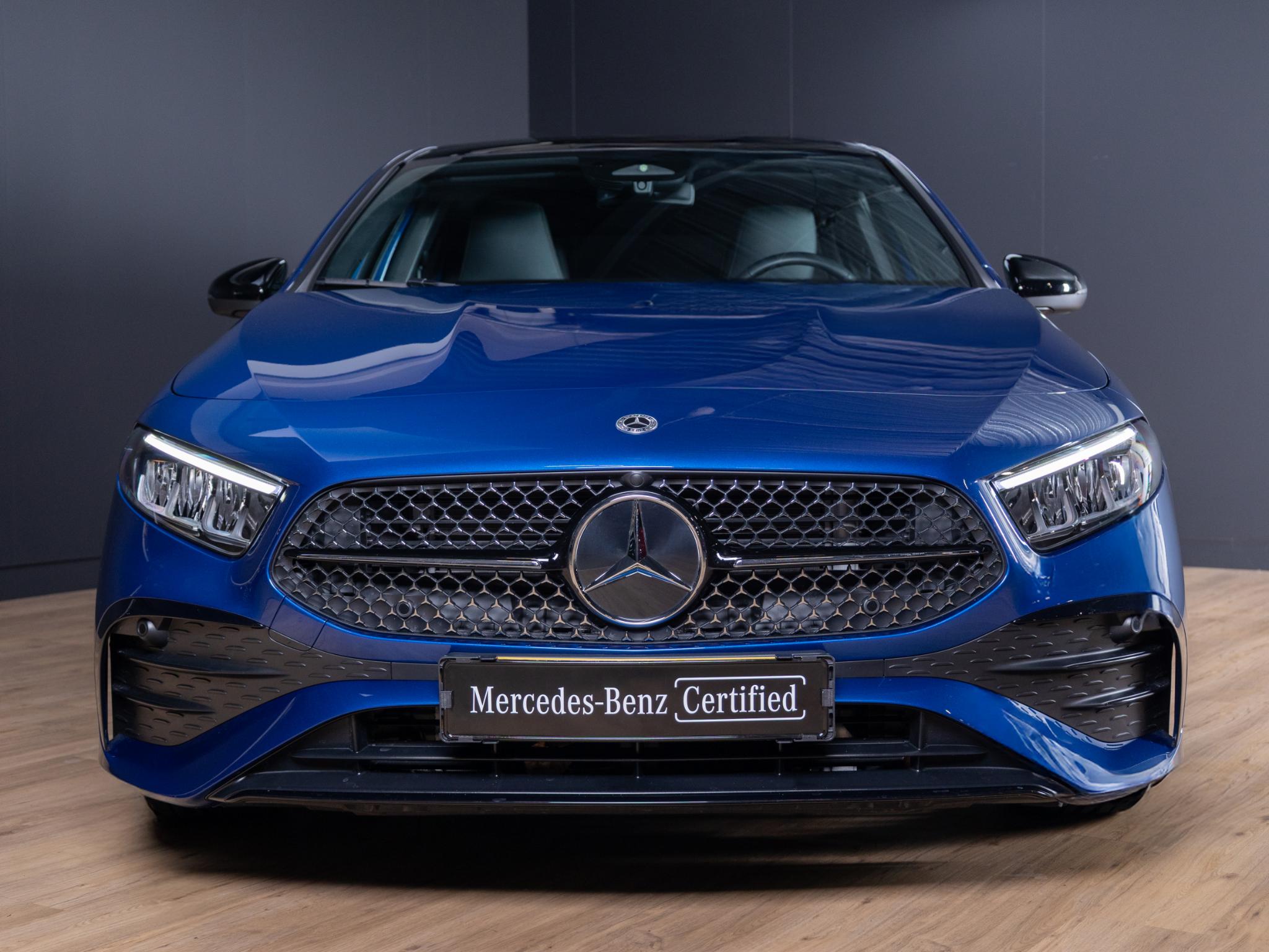 Mercedes-Benz A-Klasse Hatchback 180 Star Edition AMG Line LIMITED - Afbeelding 4