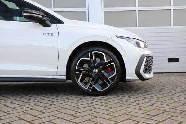 lichtmetalen velgen 18"