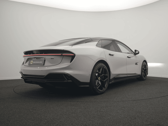 Lotus Emeya 600 GT SE 4WD
