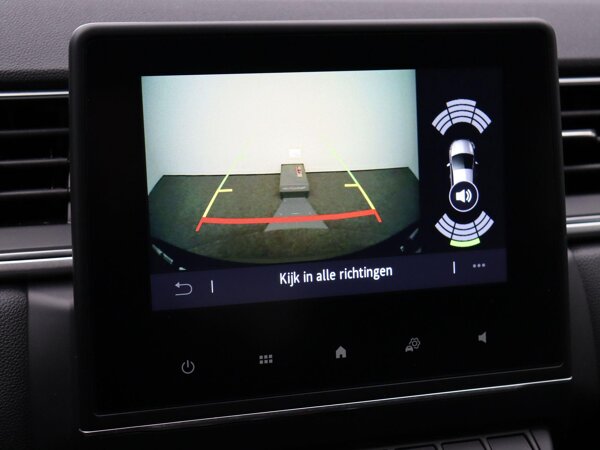 Parkeersensoren achter met achteruitrijcamera en sonische weergave Parkeersensoren achter met achteruitrijcamera en sonische weergave