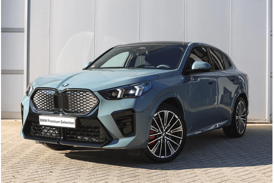 BMW iX2 eDrive20 High Executive M Sport Automaat