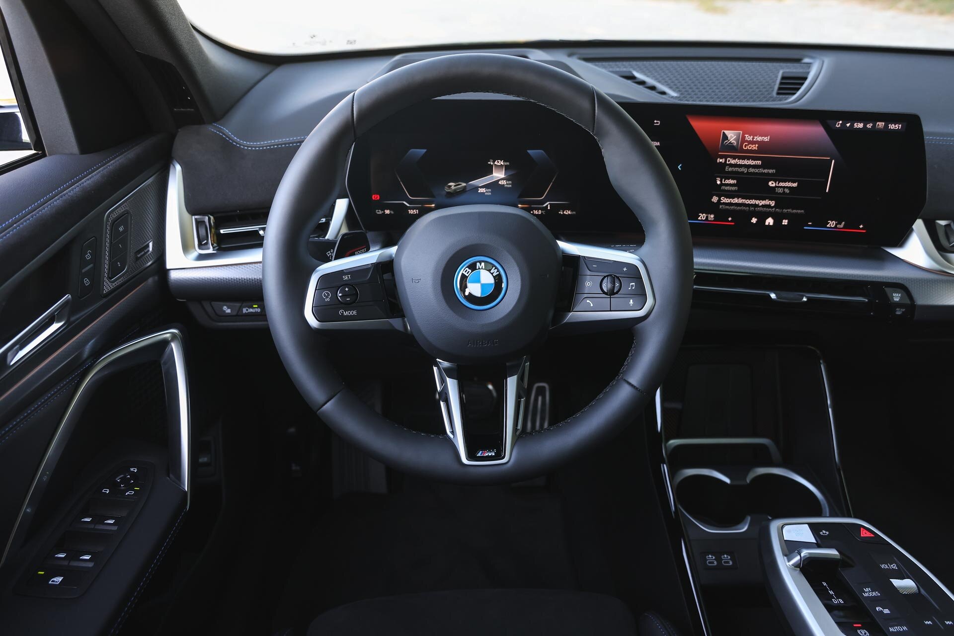 BMW iX2 eDrive20 High Executive M Sport - Afbeelding 3