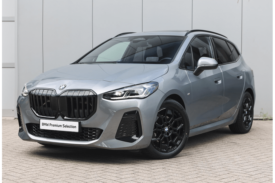 BMW 2 Serie Active Tourer 220i High Executive M Sport Automaat - Afbeelding 1
