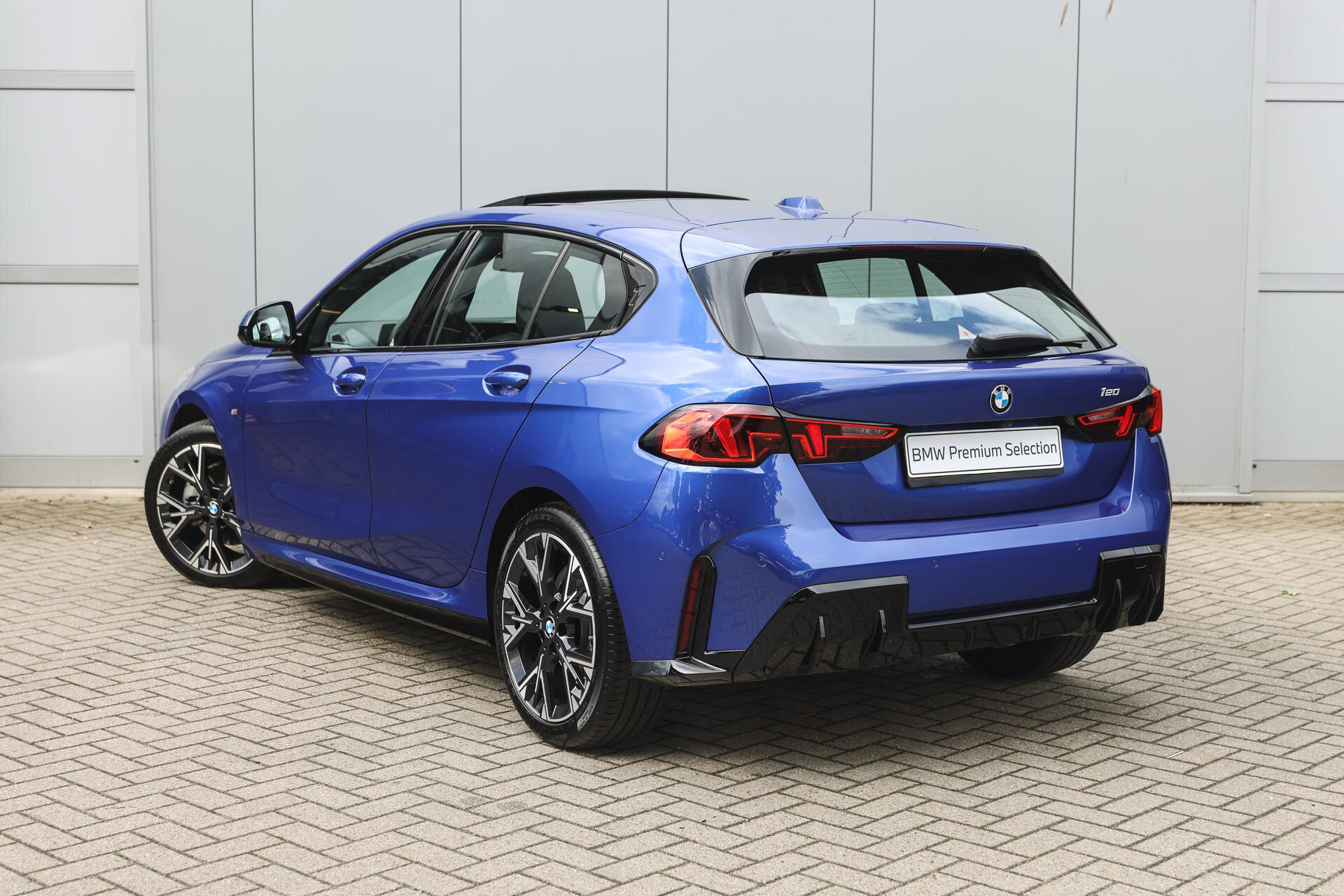 BMW 1 Serie 120 M Sport Automaat - Afbeelding 2