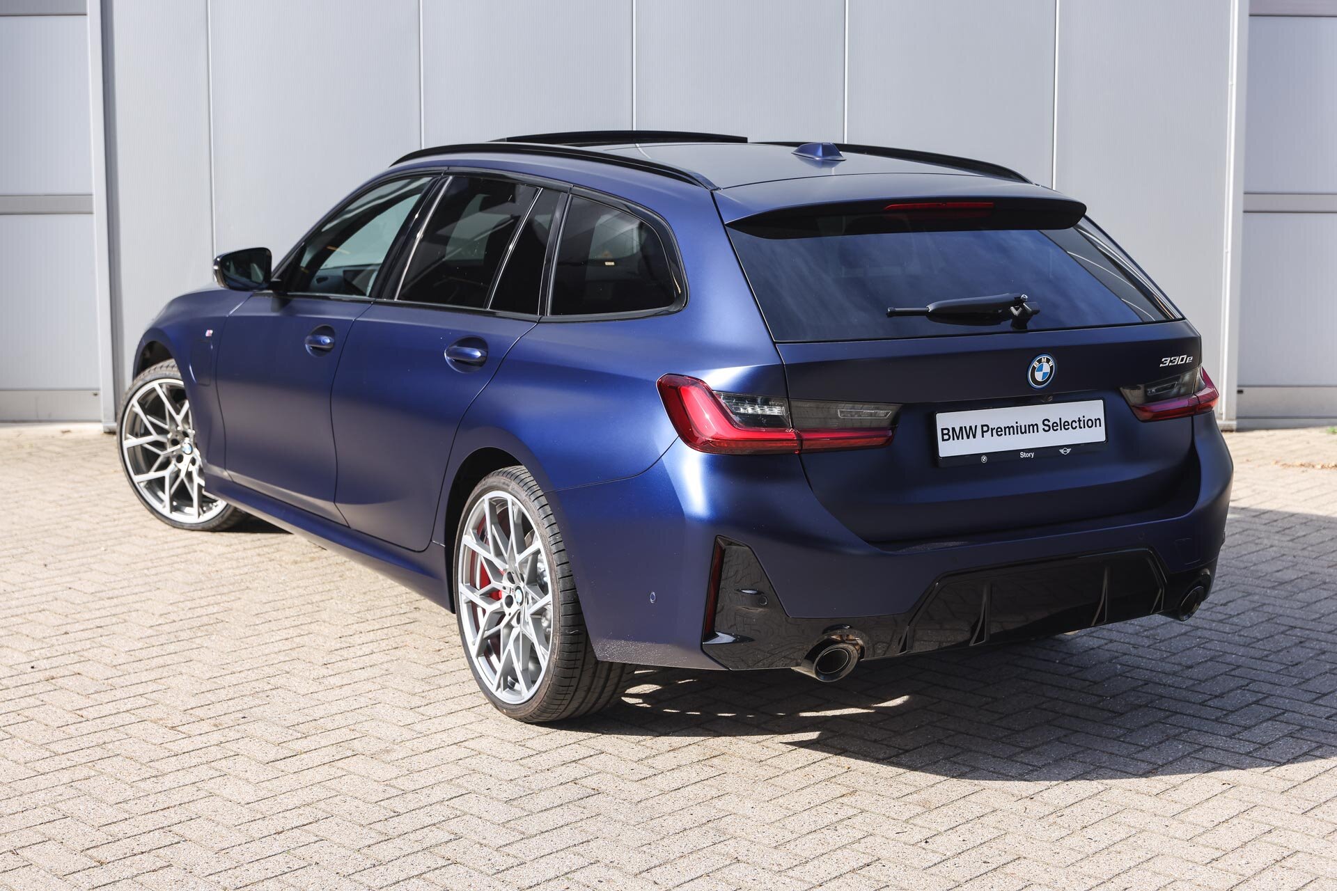 BMW 3 Serie Touring 330e High Executive M Sport Automaat - Afbeelding 2