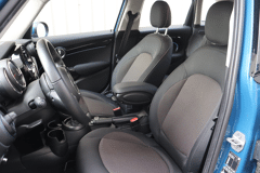 MINI Hatchback Cooper Classic Automaat - Afbeelding 4
